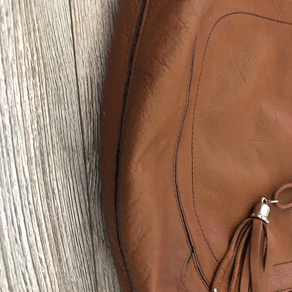 Authentic Danier Shoulder Bag - Picture 3 of 5